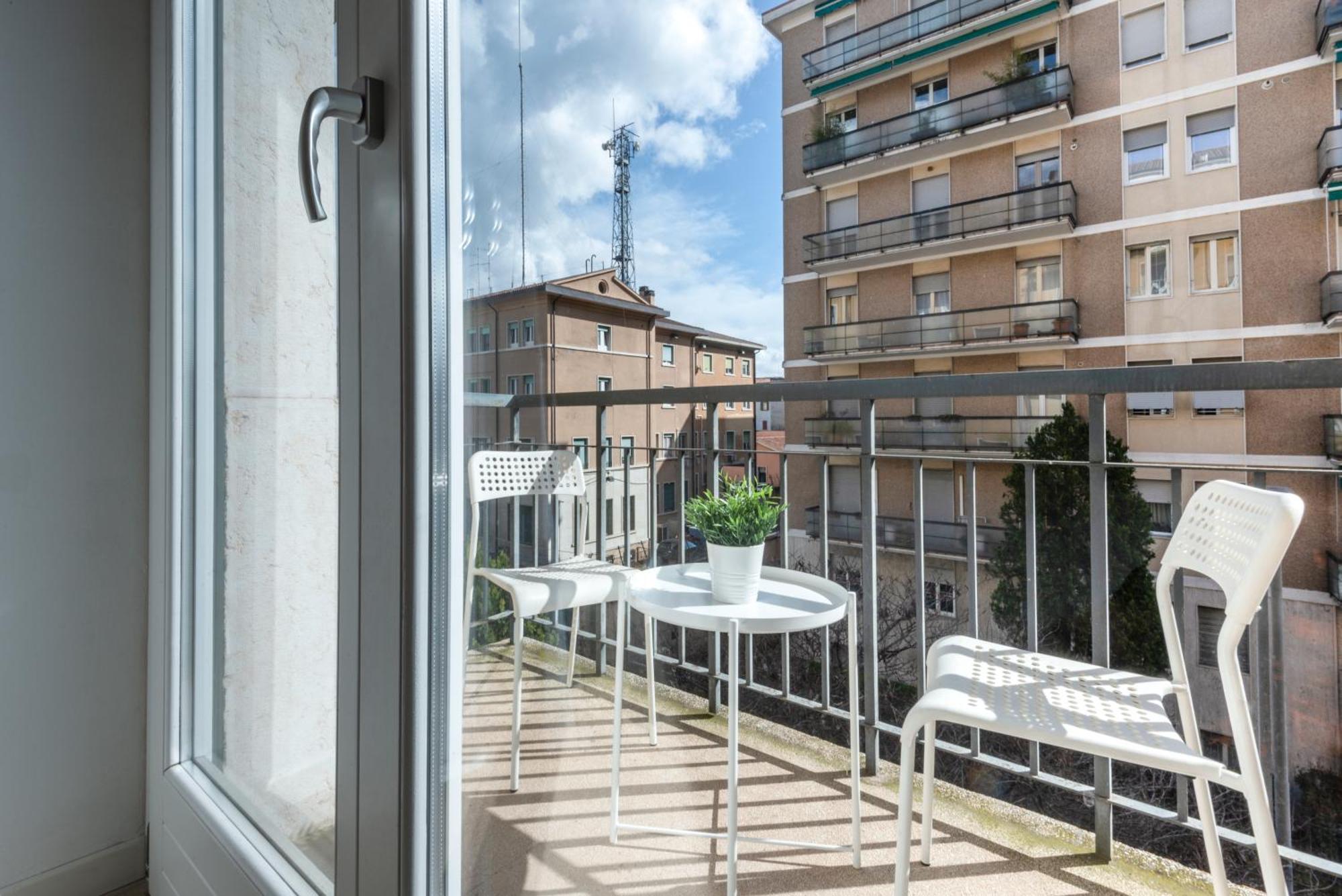 Deluxe Home Verona Buitenkant foto